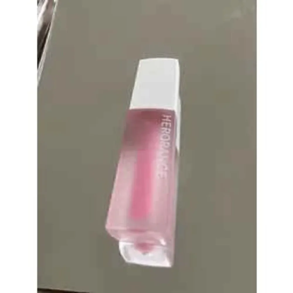 Hydrating Moisturizing Unisex Lip Gloss Natural Finish
